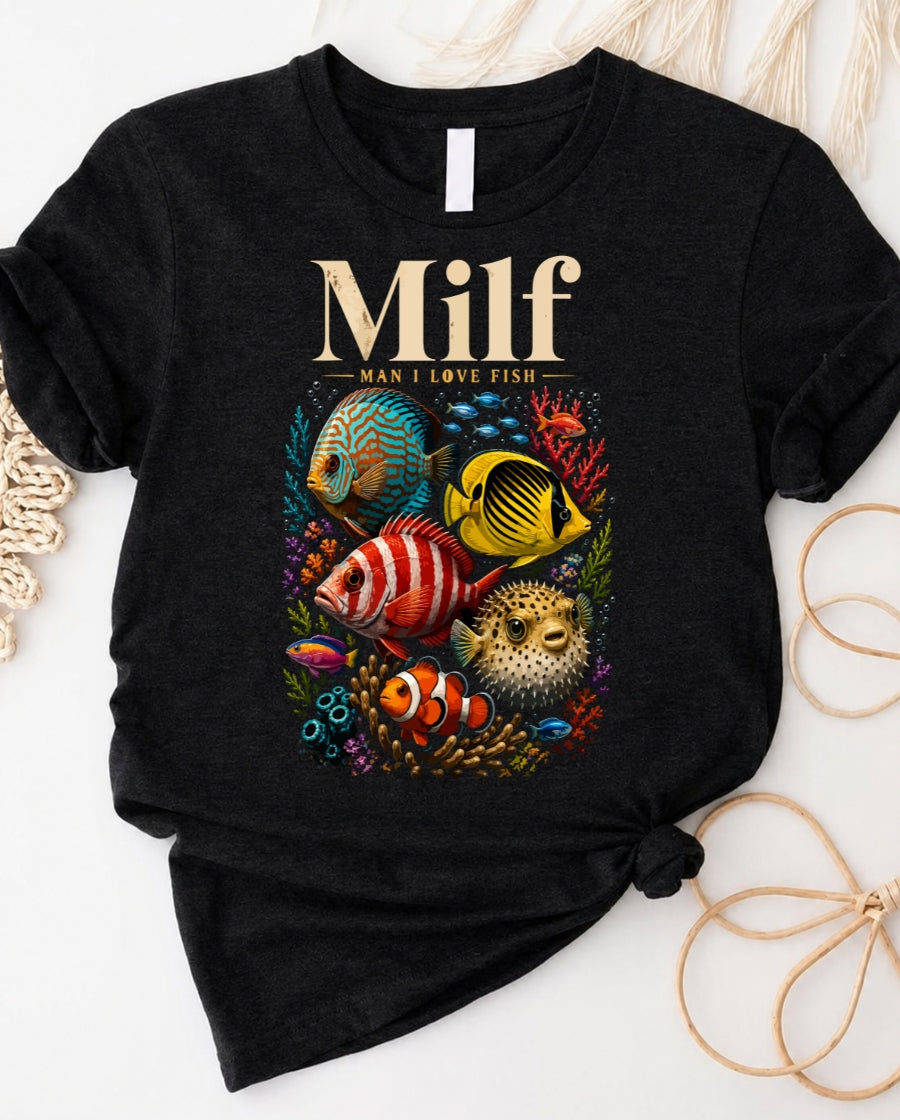 Man I Love Fish T-Shirt â Funny Fishing Tee for Anglers