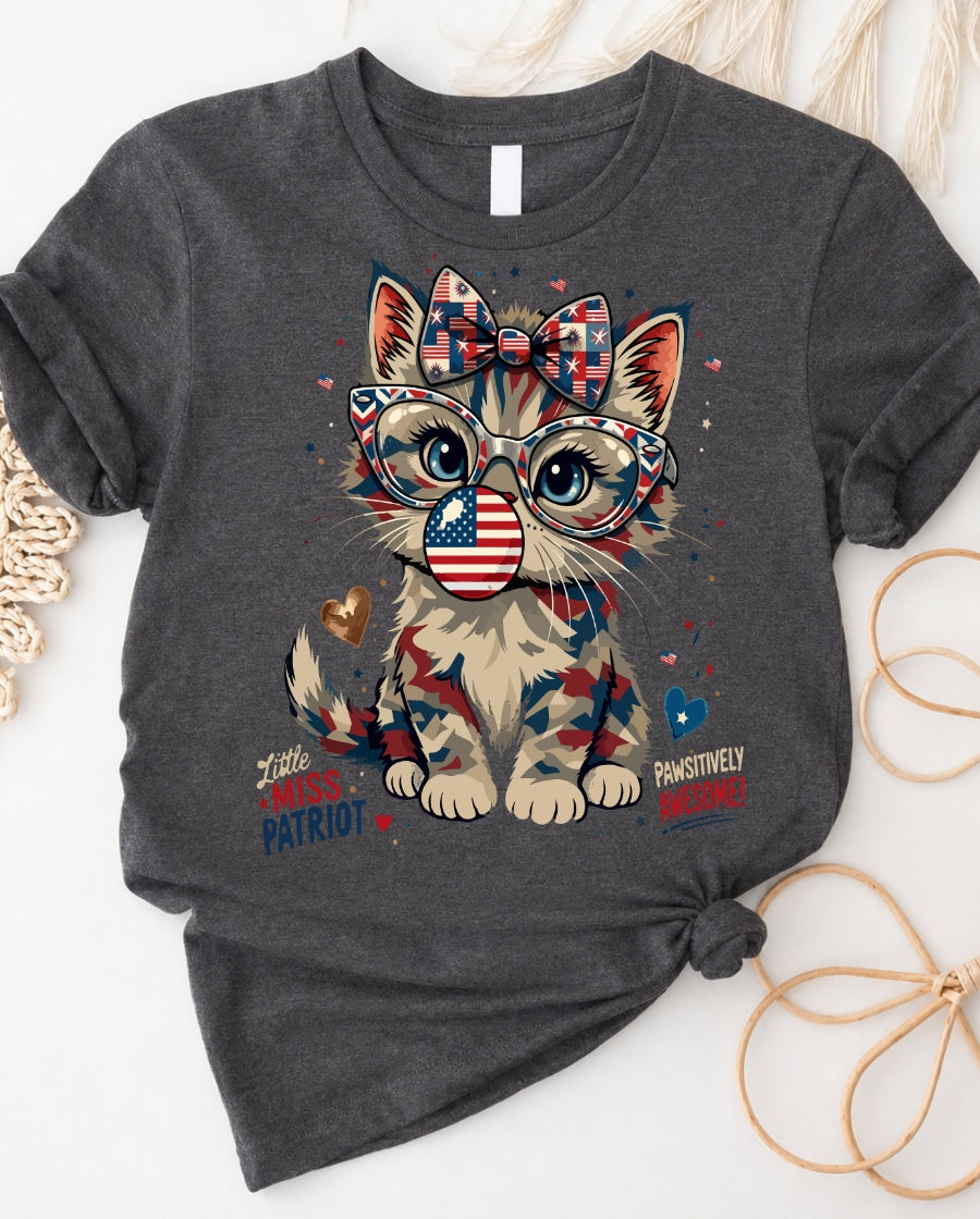 4th of July Cute Cat Tee â Patriotic Cat Graphic T-Shirt