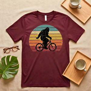 Big Foot Cycle Lover Vintage Mountain Biking T-Shirt