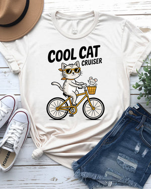 High-detail graphic of cruising cat on t-shirt – cute and humorous