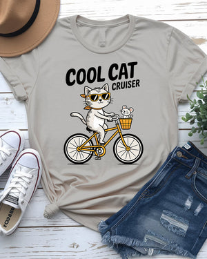 High-detail graphic of cruising cat on t-shirt – cute and humorous