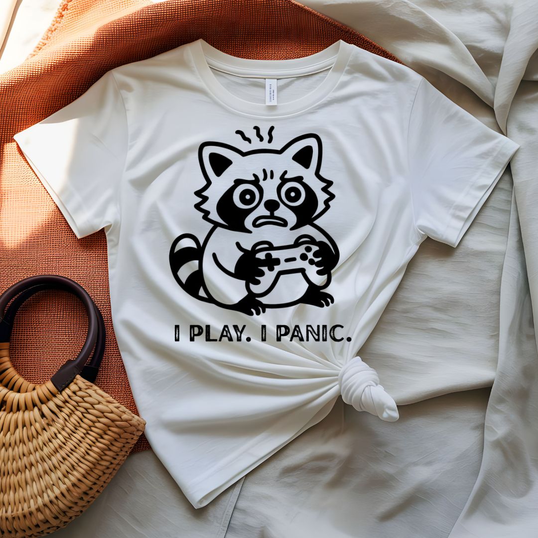 I Play I Panic Funny Gamer T-Shirt for Video Game Lovers