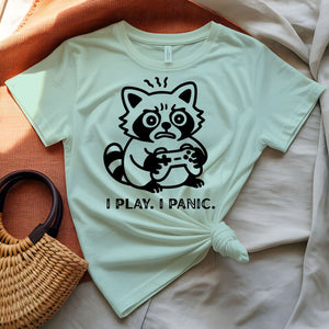 I Play I Panic Funny Gamer T-Shirt for Video Game Lovers