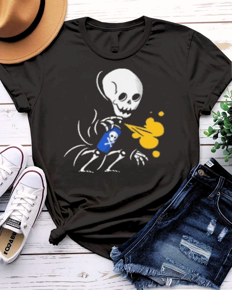 Skull Spray Streetwear Tee — Urban Grunge Graphic T-Shirt
