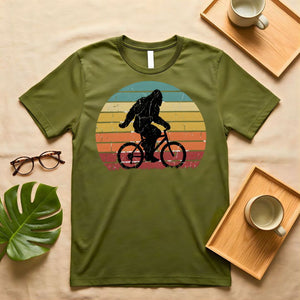 Big Foot Cycle Lover Vintage Mountain Biking T-Shirt