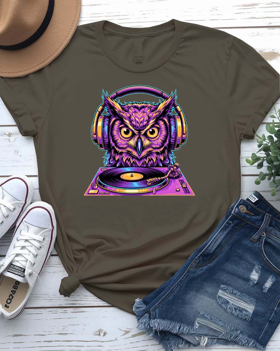 DJ Owl Graphic Streetwear T-Shirt