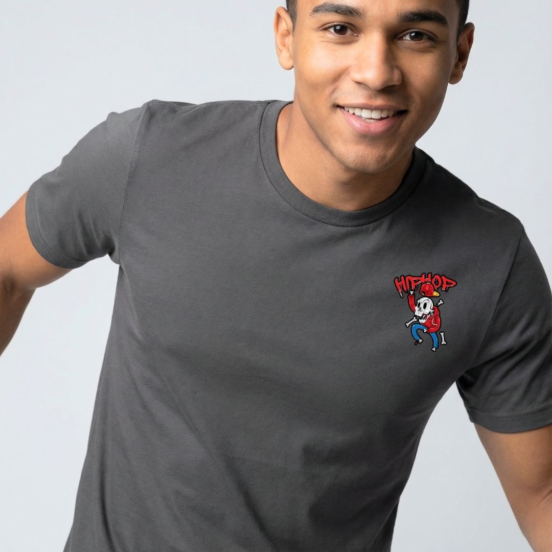 Hip Hop Skull Streetwear Tee with Crown &amp; Chains Graphic