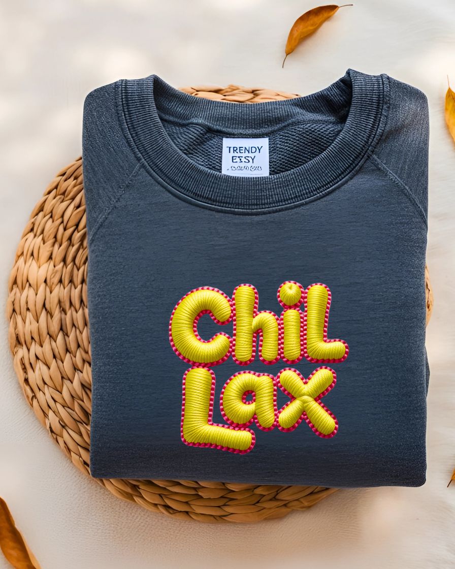 “Minimalist embroidered Chillax sweatshirt fleece