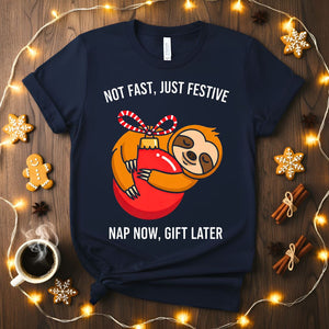 Nap Now Gift Later funny animal Christmas procrastinator t-shirt