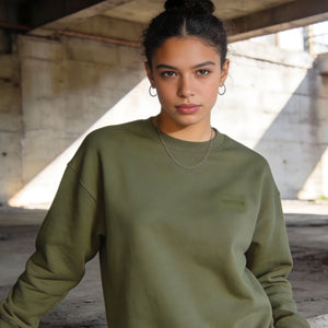Crocodile graphic streetwear pullover unisex fit