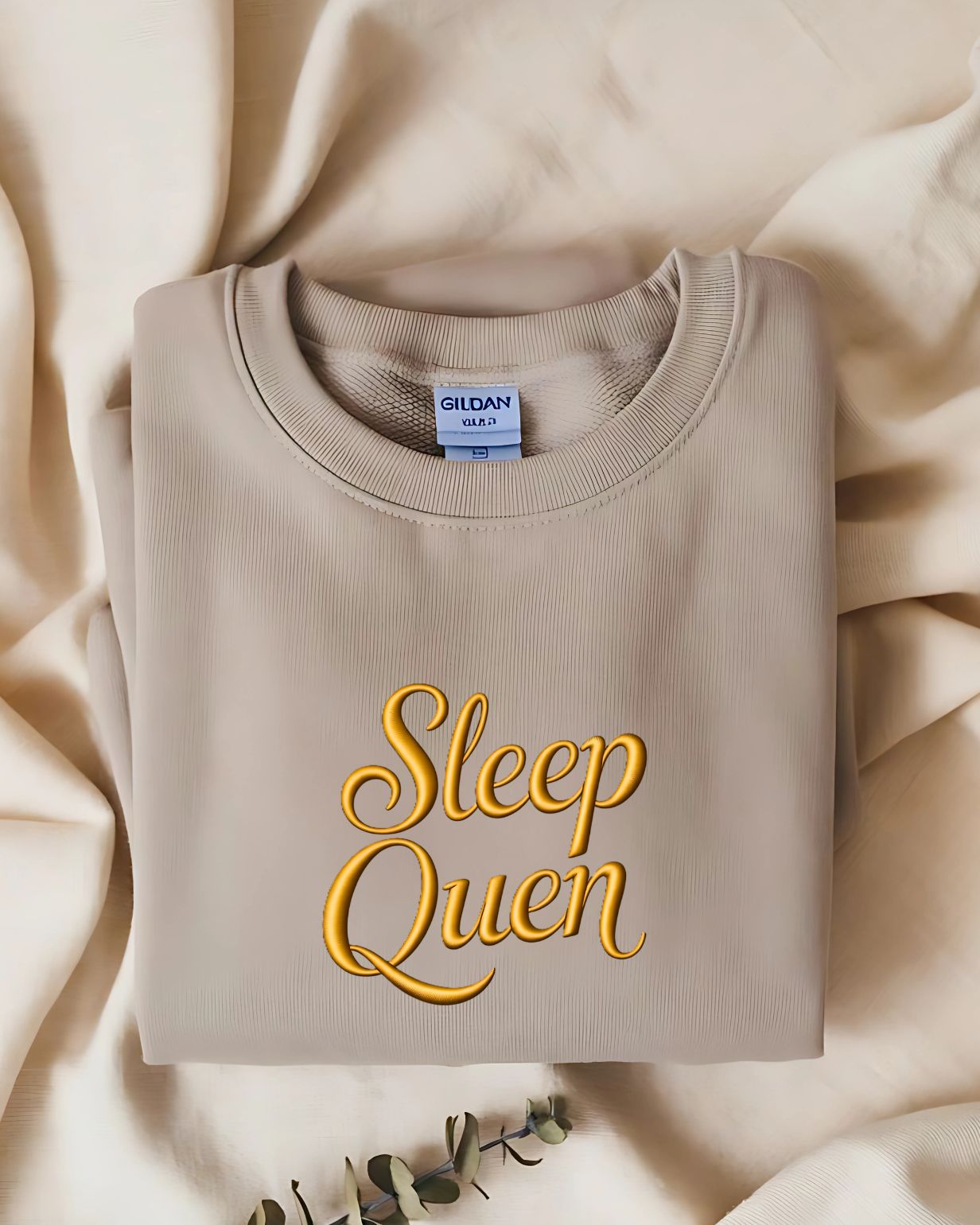 Sleep Queen embroidered sweatshirt Memez Store