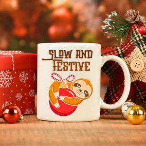 “Slow & Festive Meme Christmas Mug – funny turtle coffee mug for lazy holiday mornings by Memez.Store